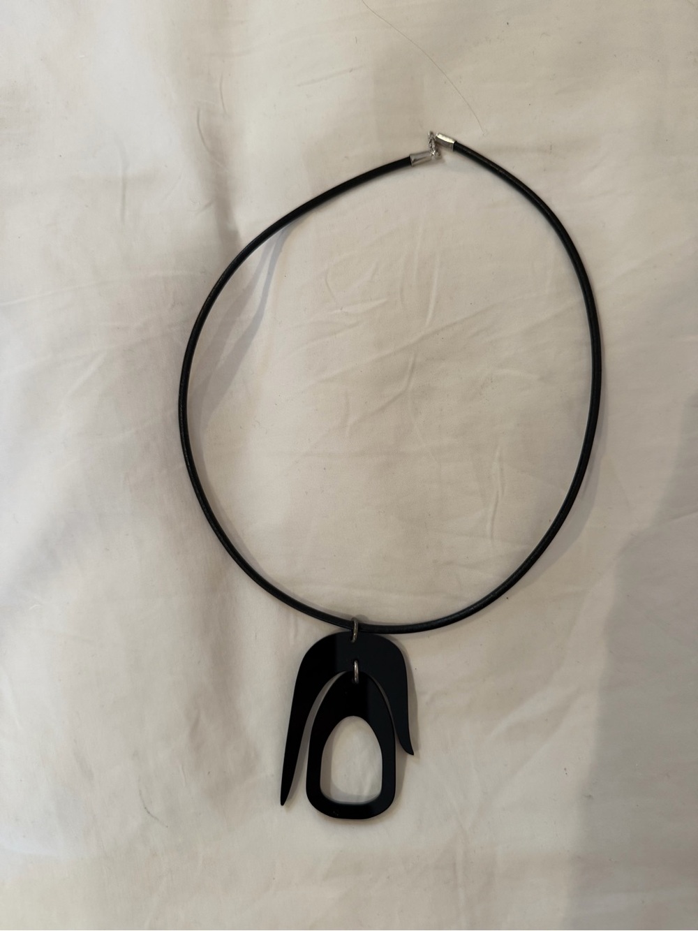 Warren Steven Scott - Black Pendant Necklace
